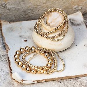 Gorjana Newport Bracelet Stack - Gold